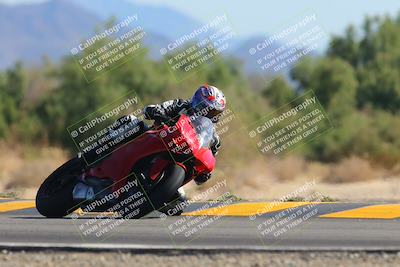 media/Nov-06-2022-SoCal Trackdays (Sun) [[208d2ccc26]]/Turn 7 Set 2 (1050am)/